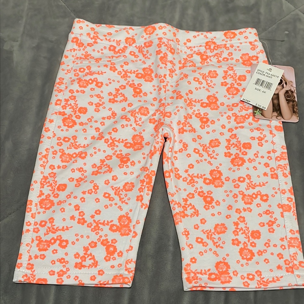 Freestyle girl short size 6X